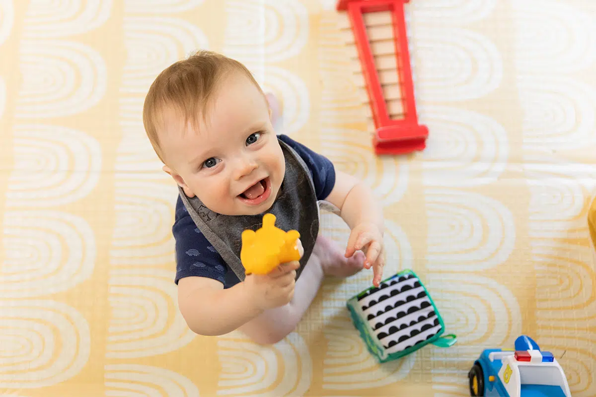 play-based-learning-builds-motor-cognitive-skills.jpg