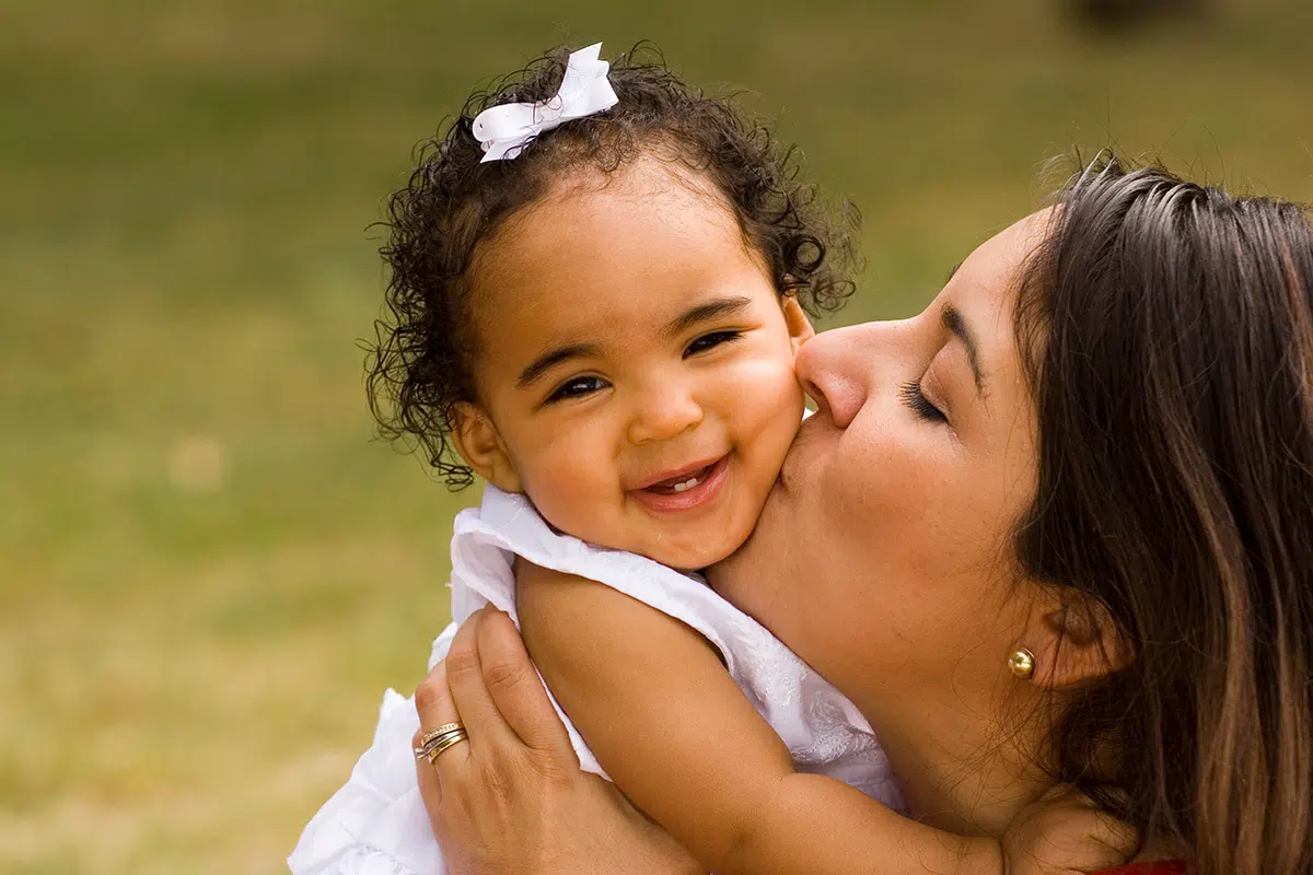 sunshine-fresh-air-daily-enrich-their-early-senses.jpg